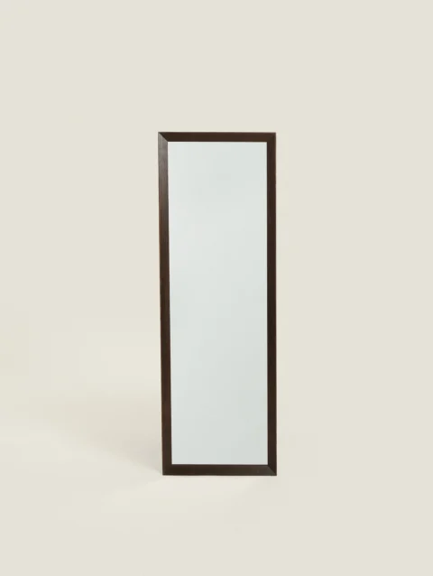 LONA  MIRROR