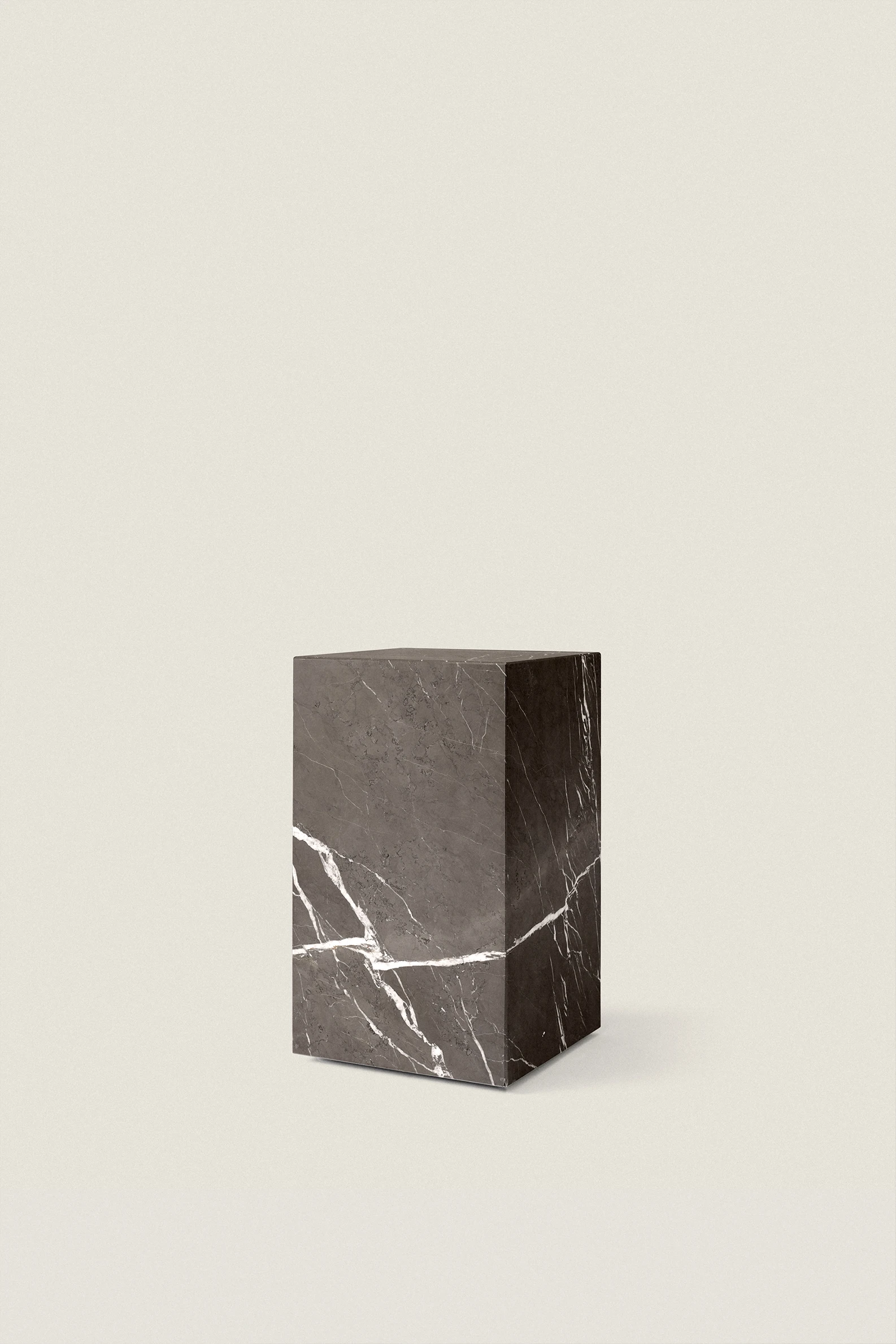 PIETRA 05 SIDE TABLE