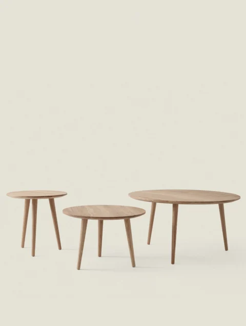 OILED OAK COFFEE TABLE