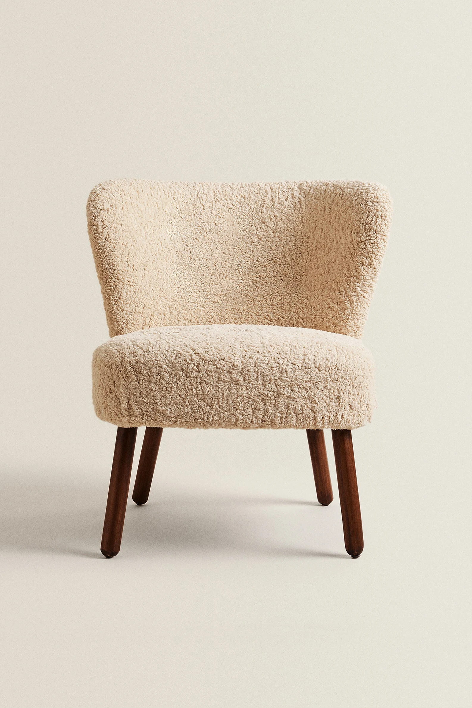 BOBBY ARM CHAIR