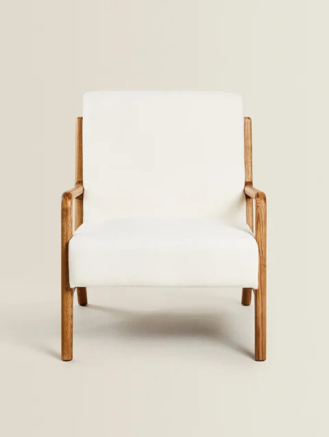 OAK WOOD AND LINEN ARM CHAIR