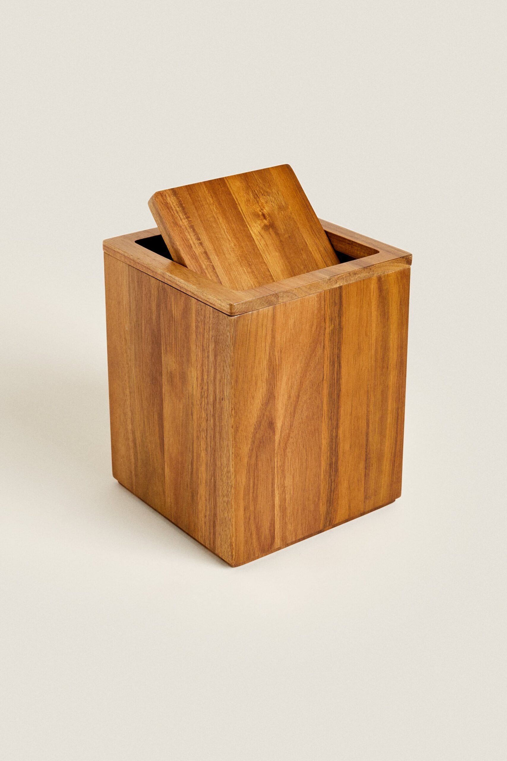 ACACIA WOODEN BASKET - Image 2