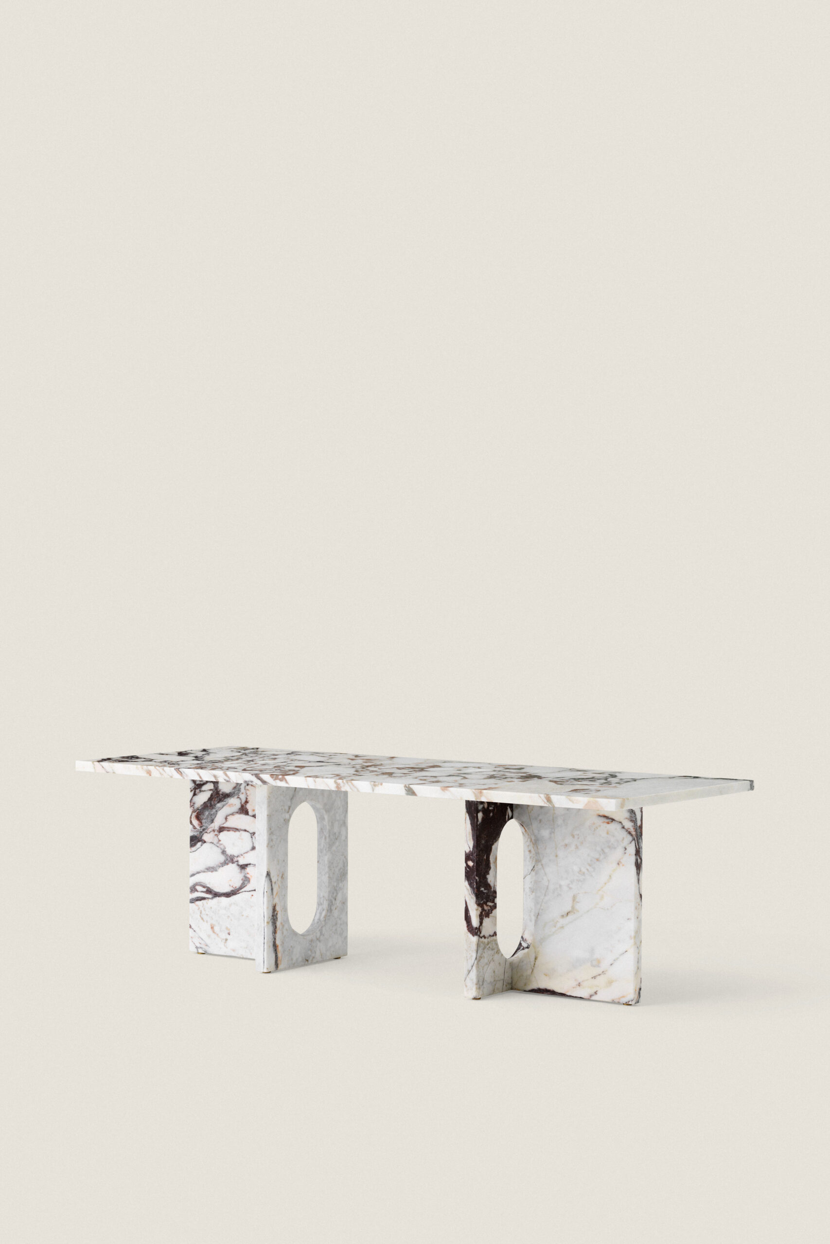 ِANDROGYNE LOUNGE TABLE