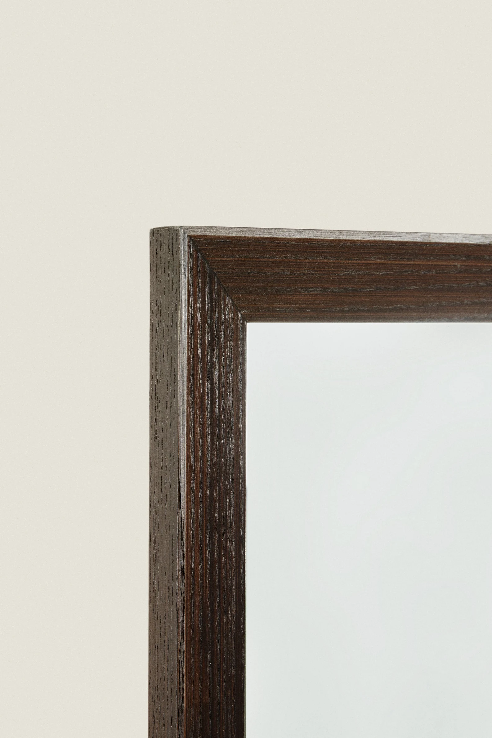 LONA VERTICAL MIRROR - Image 3