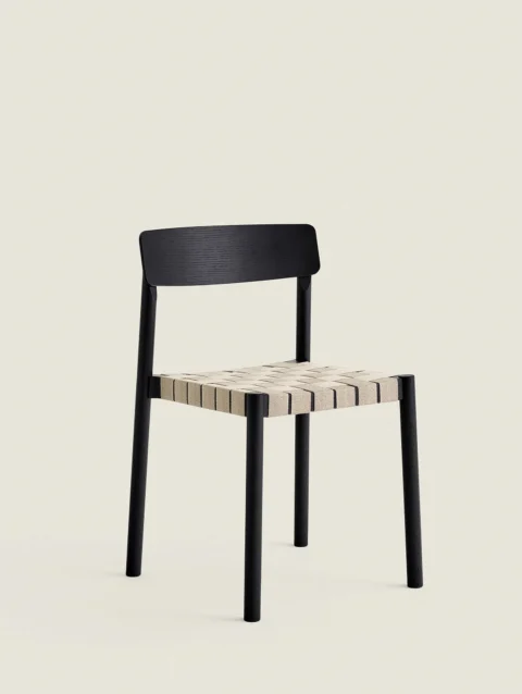 OAK AND LINEN WEBBING CHAIR