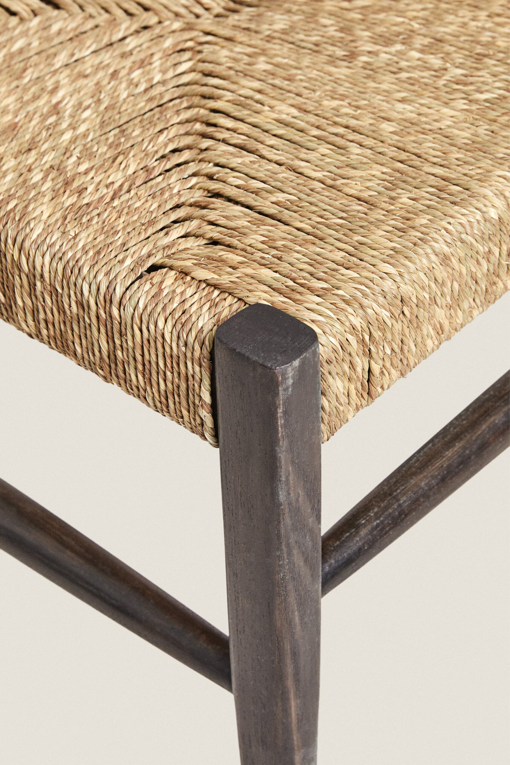OAK AND SEAGRASS CHAIR - Image 3