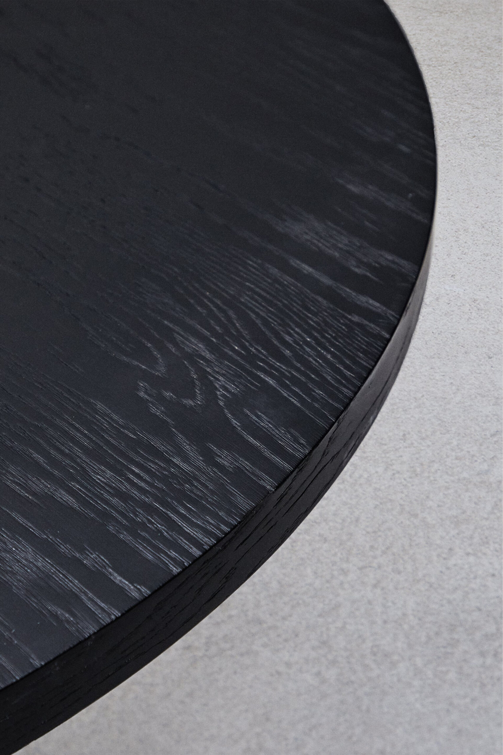 DUYSEN OAK DINING TABLE - Image 6