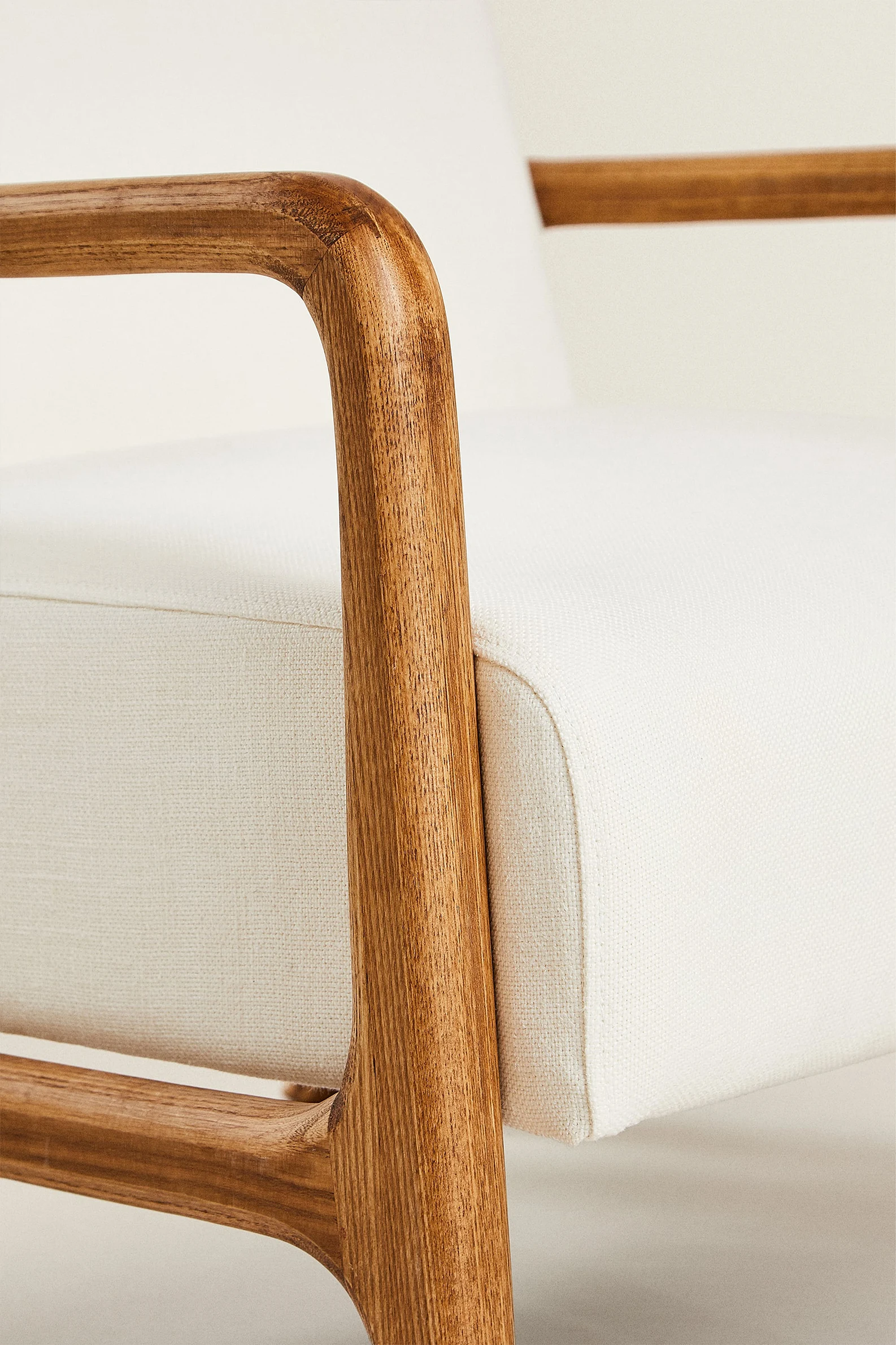 OAK WOOD AND LINEN ARM CHAIR - Image 7