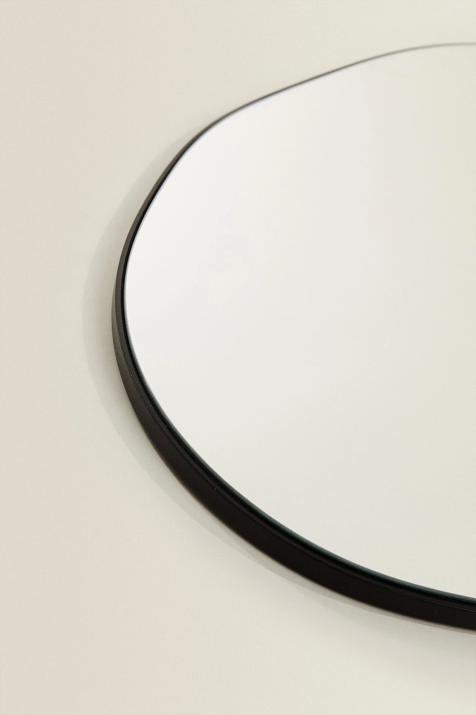 TAÍS MIRROR 50 - Image 6
