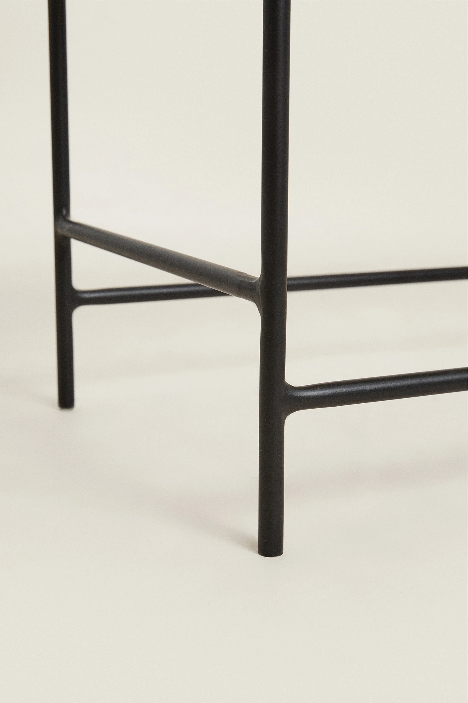 JUTE METAL BENCH - Image 5