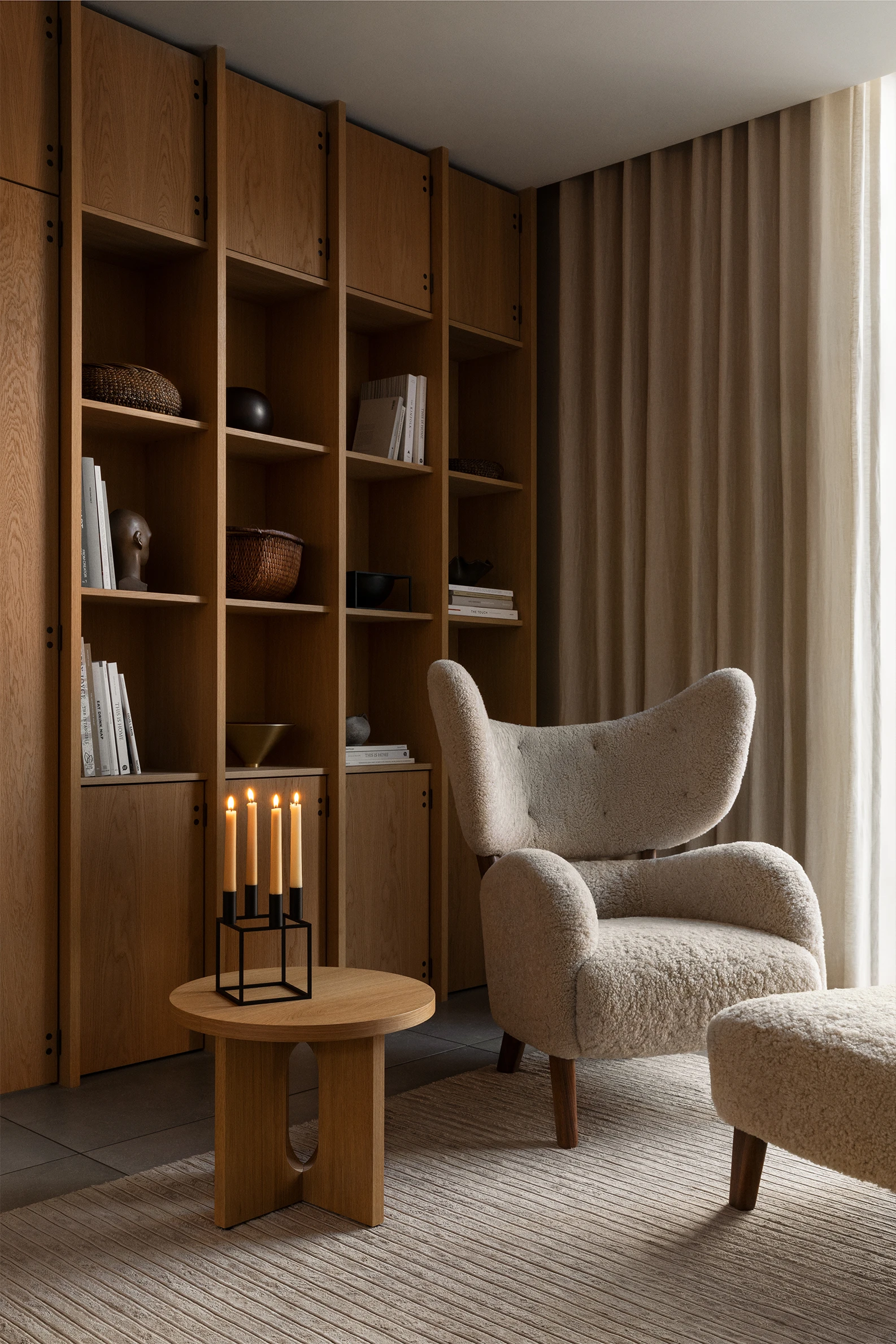 LOOP SIDE TABLE - Image 9