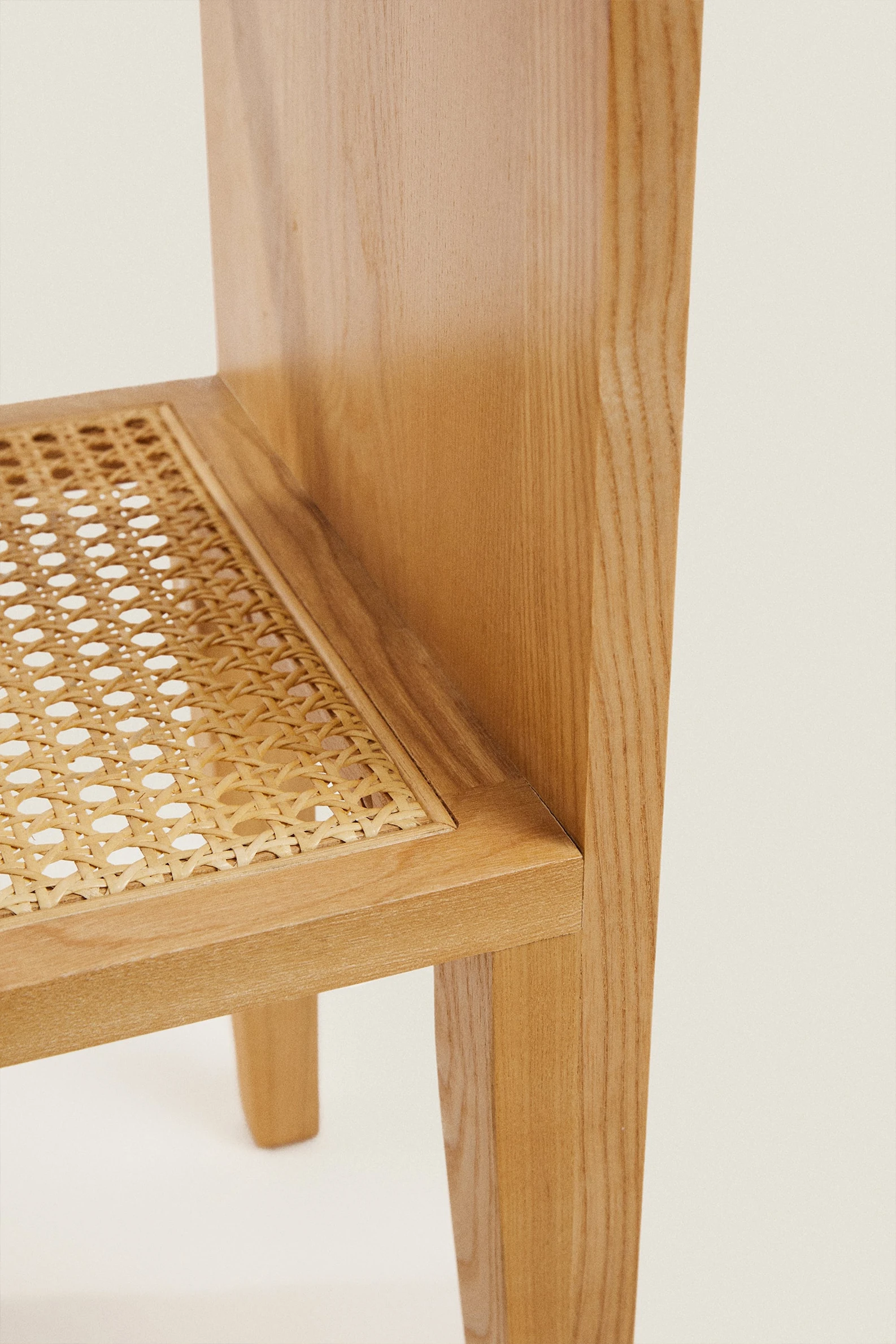 BED SIDETABLE - Image 4