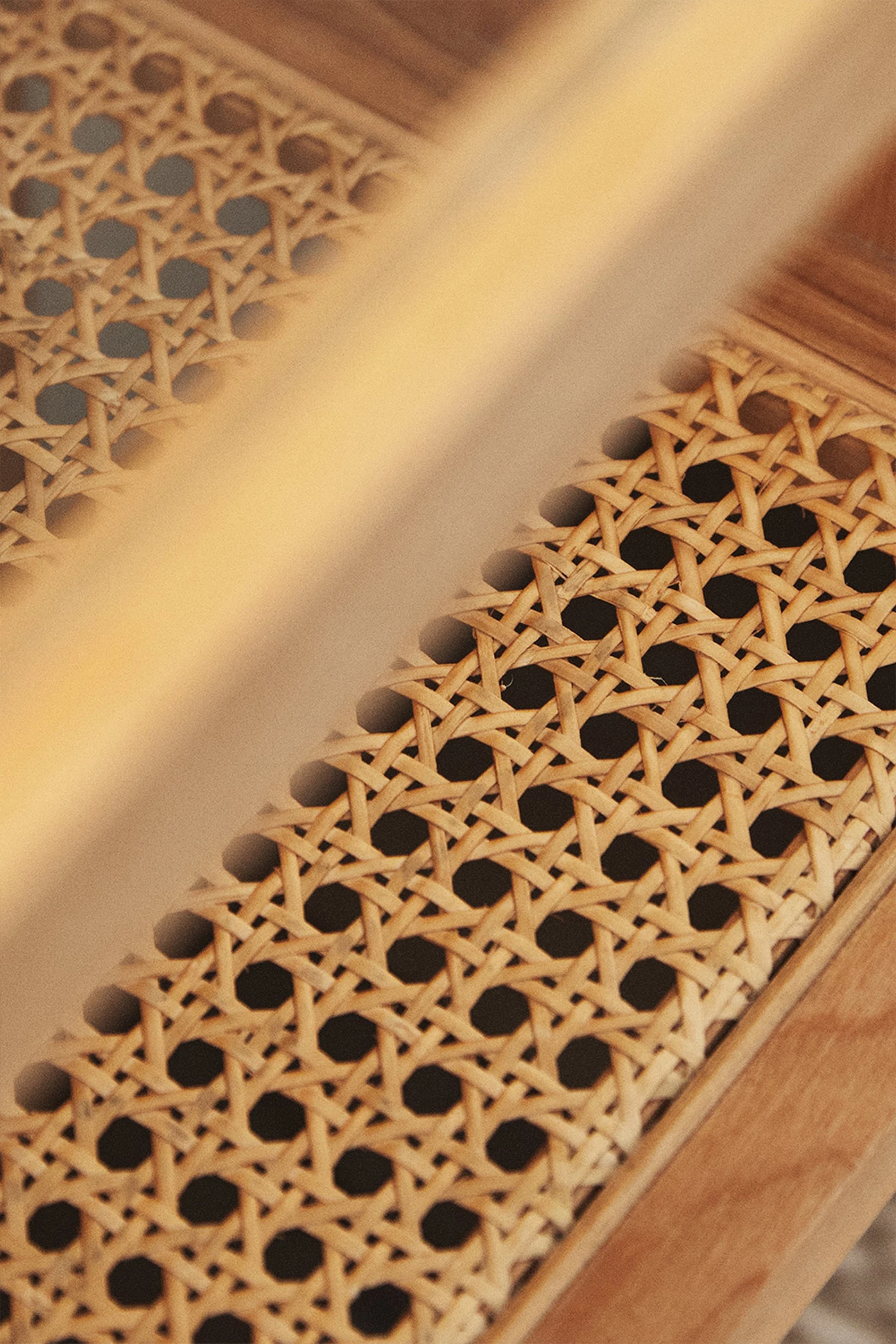 BED SIDETABLE - Image 7