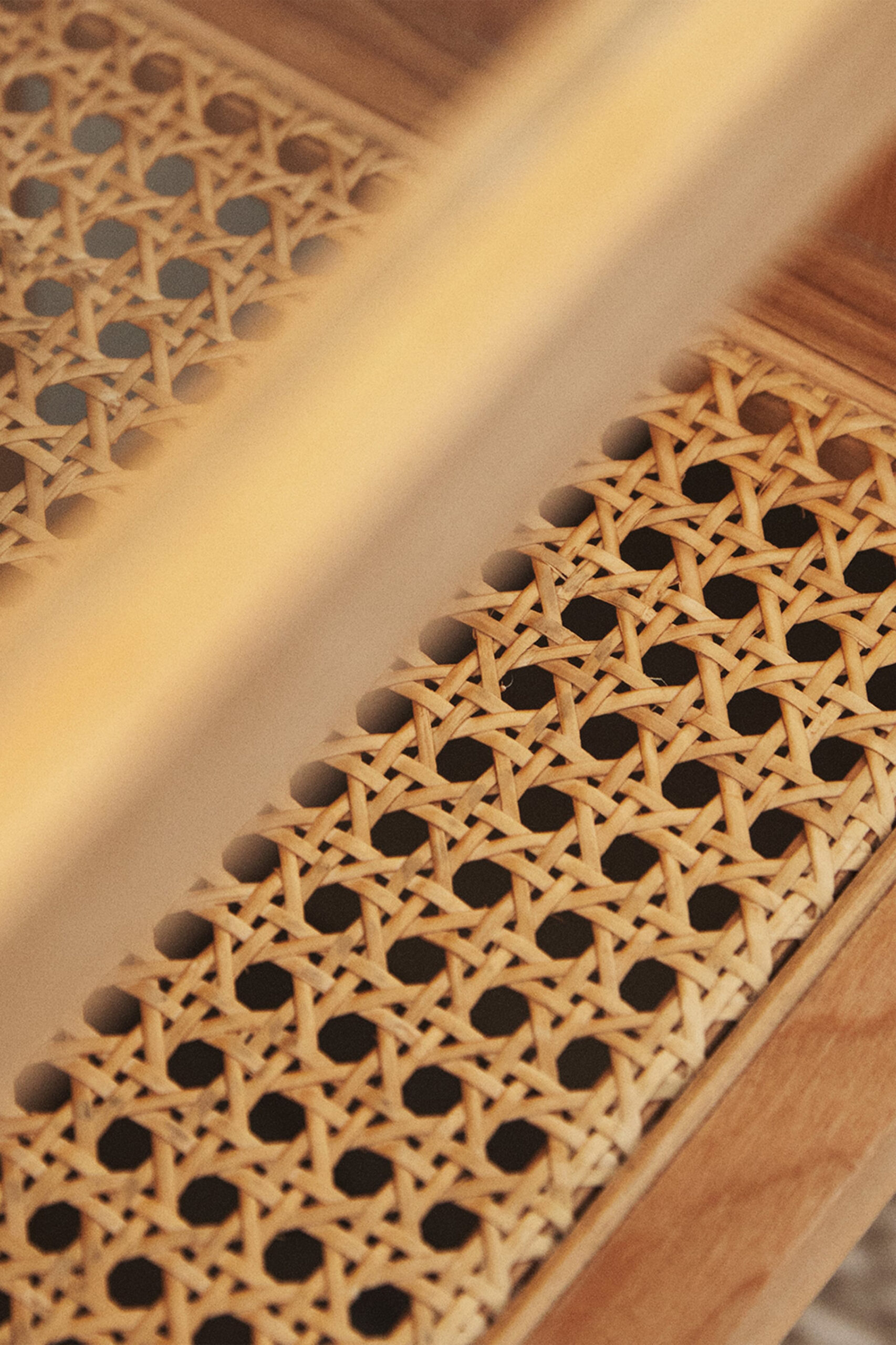 BED SIDETABLE - Image 8