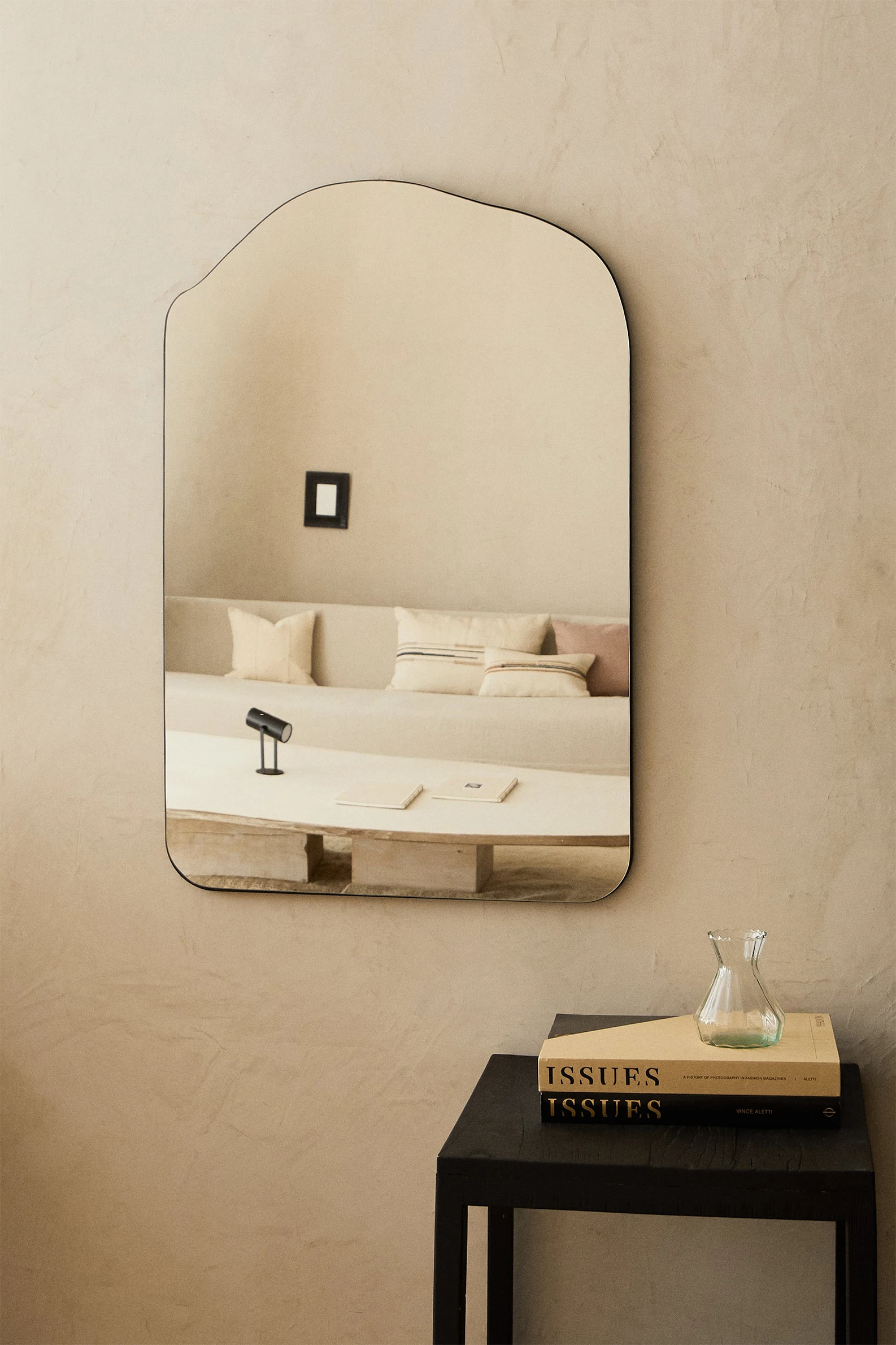 IRREGULAR WALL MIRROR 90
