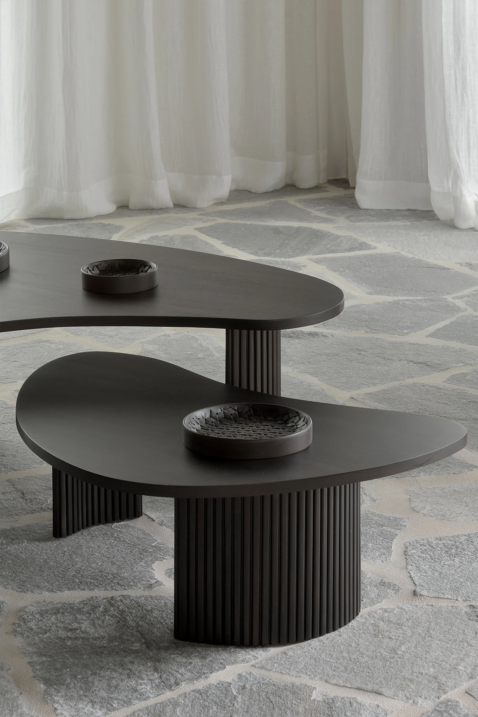 PEBBLE COFFEE TABLE - Image 2