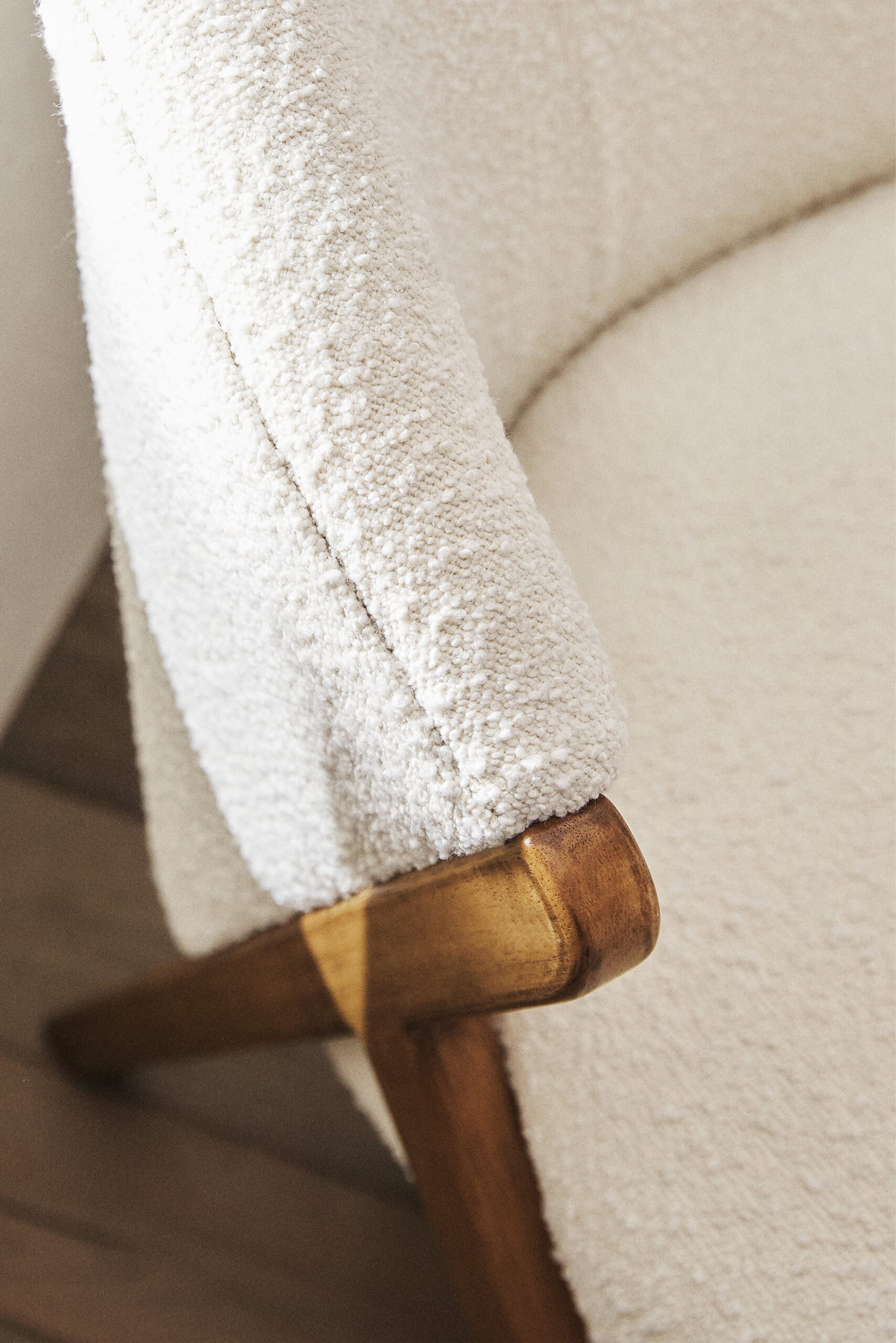 BOUCLÉ ARMCHAIR - Image 2