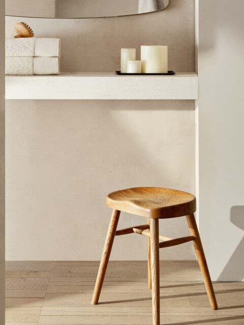PINE STOOL 49