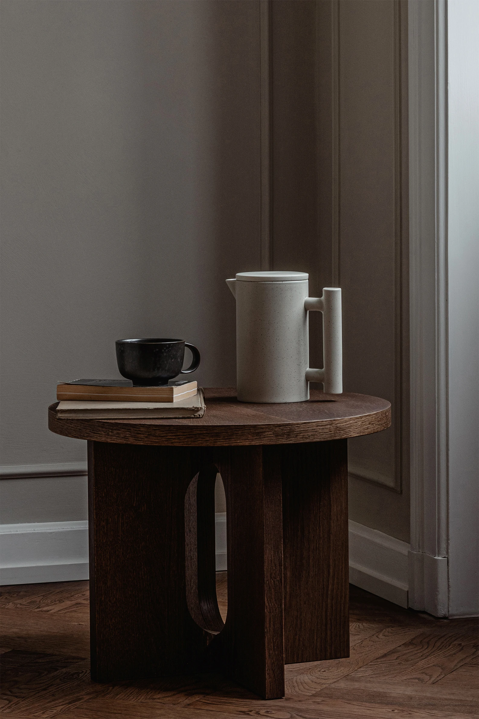 LOOP SIDE TABLE - Image 4